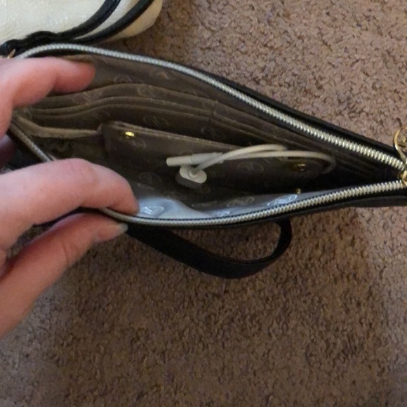 3 small fashion purses - Picture 3 of 5